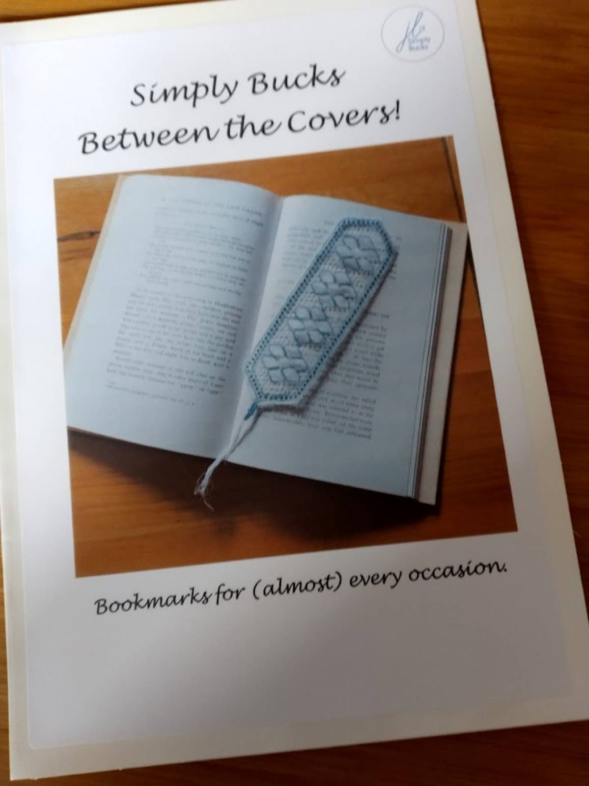 Simply Bucks Between the Covers by Jane Lewis